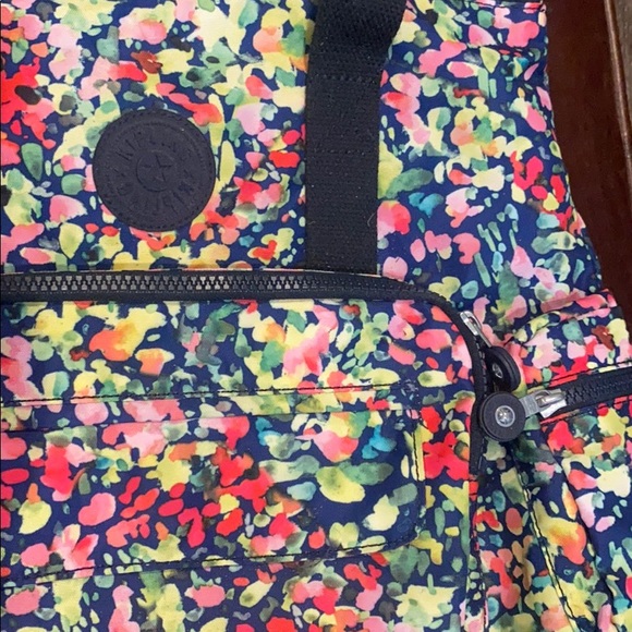 Bag - Picture 2 of 7